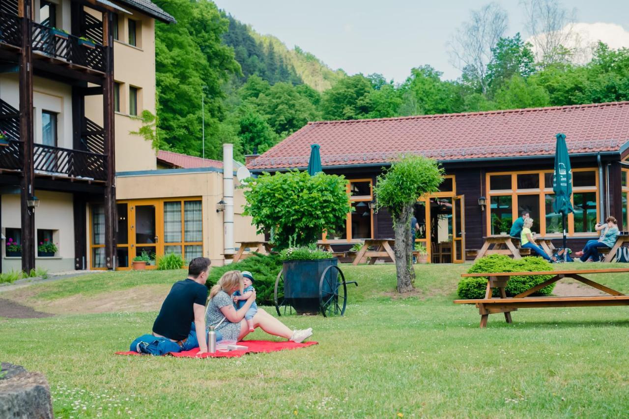 Aktiv-Hotel Stock & Stein Кёнигштайн-ан-дер-Эльбе Экстерьер фото